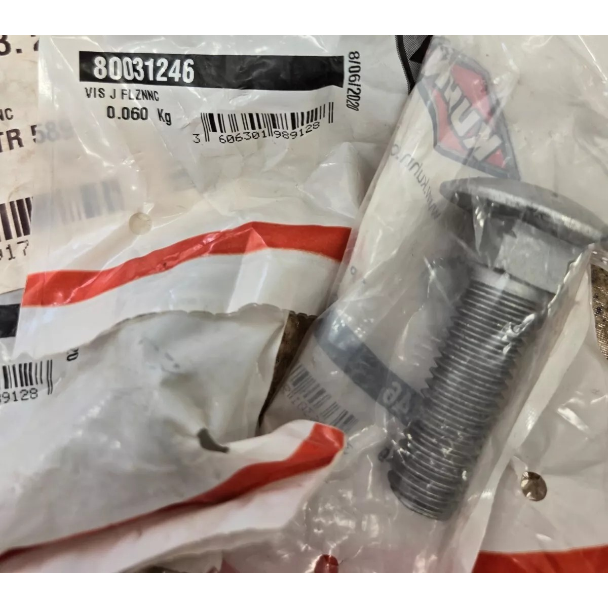 CUP SQUARE BOLT FLZNNC 1 X 5 PACK 80031246