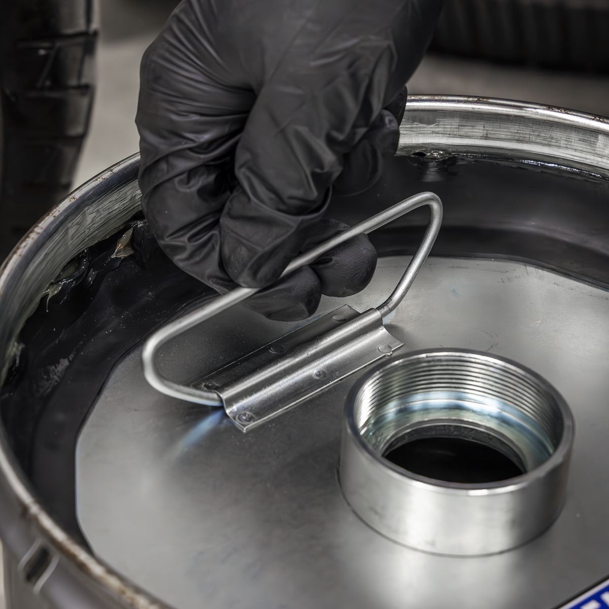 Bulk Fill Follower Plate For Grease Guns – additional supplier image
