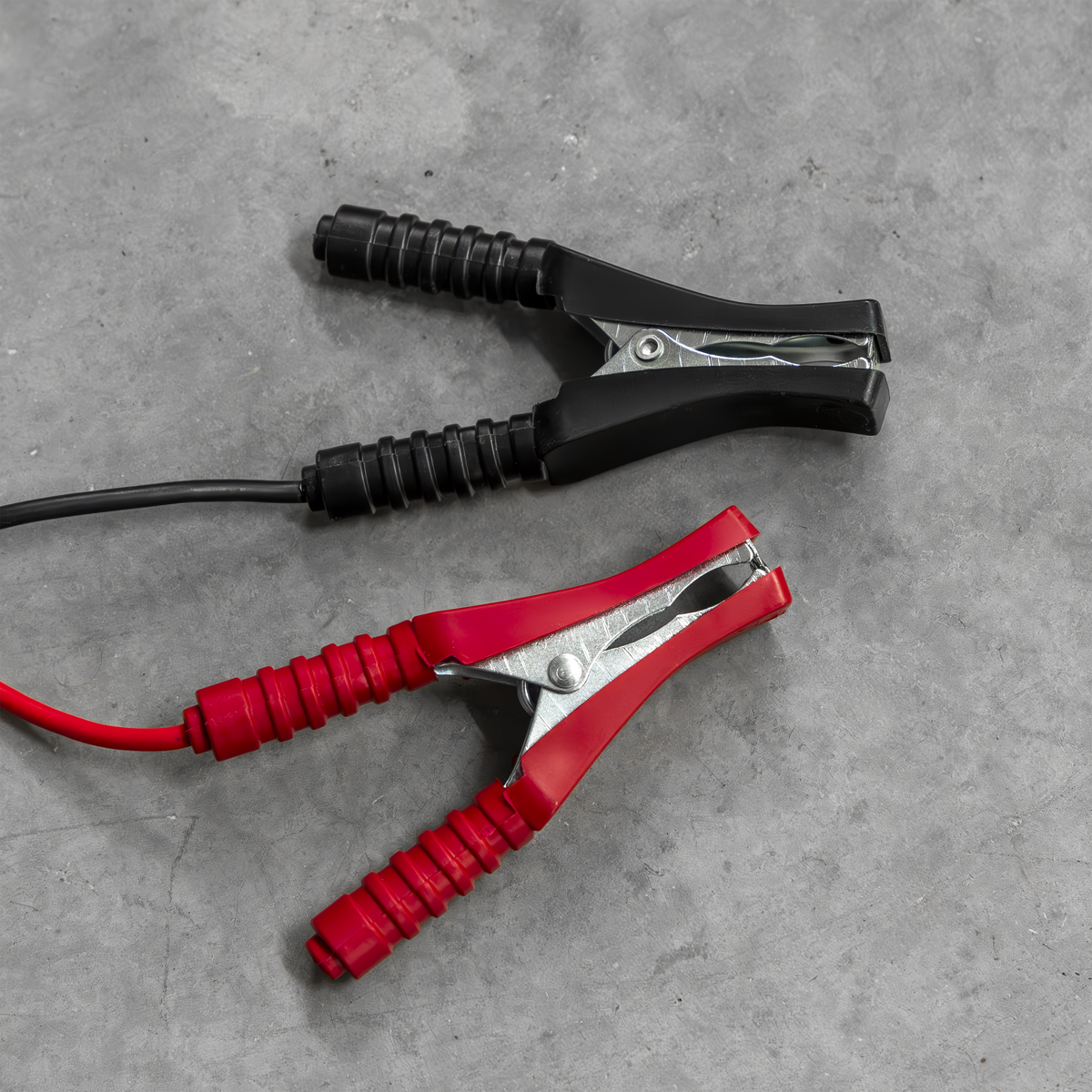 12/24V Battery Charger 28A 230V – additional product view 5