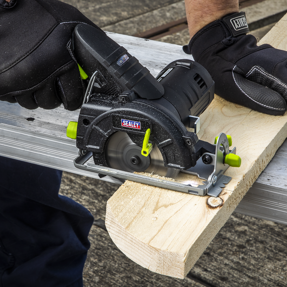 Sealey SV10.8 Series 85mm Cordless Circular Saw Kit 10.8V 2Ah – additional supplier image