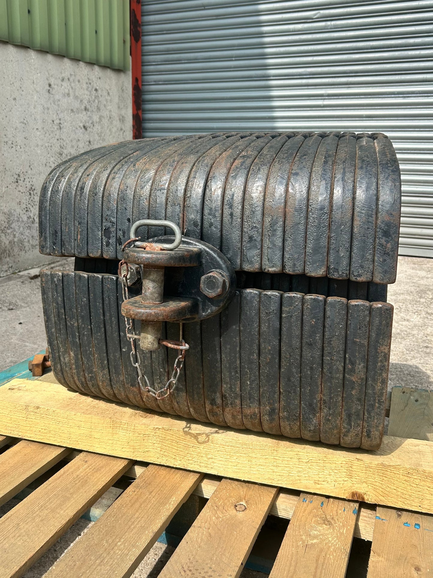 New Holland Wafer Weights – 45 kg x 20 - 87353832