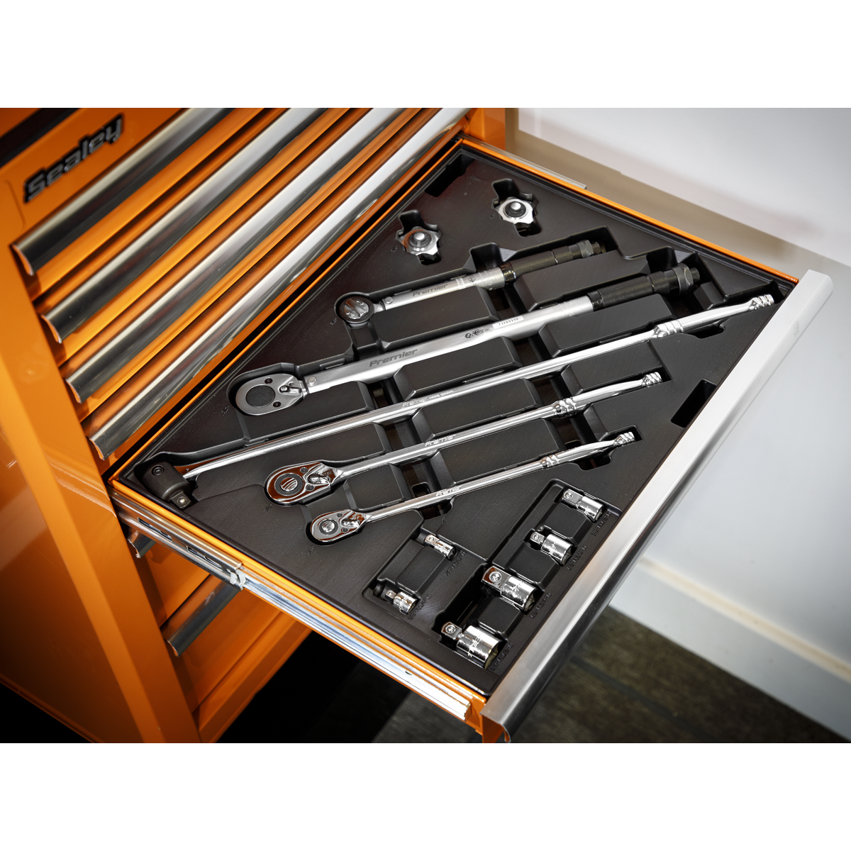 Premier Ratchet, Torque Wrench, Breaker Bar & Socket Adaptor Set with Tool Tray 13pc – additional supplier image