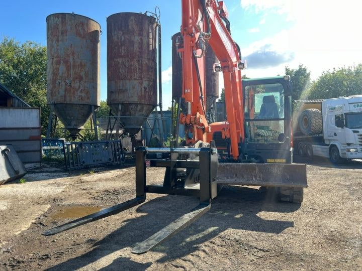 LWC Excavator Pallet Forks