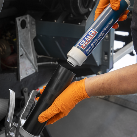 Pistol Style Screw-Type Grease Gun – additional product view 2