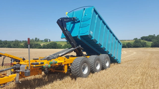 Rolland Ampliroll Hooklift Trailers – manufacturer range photograph; options shown may vary