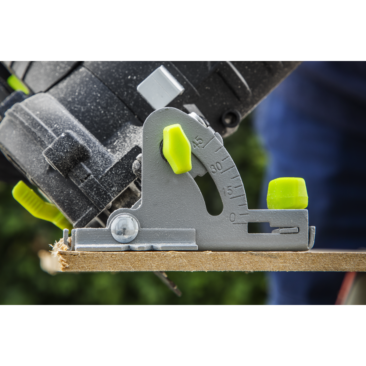 Sealey SV10.8 Series 85mm Cordless Circular Saw Kit 10.8V 2Ah – additional supplier image