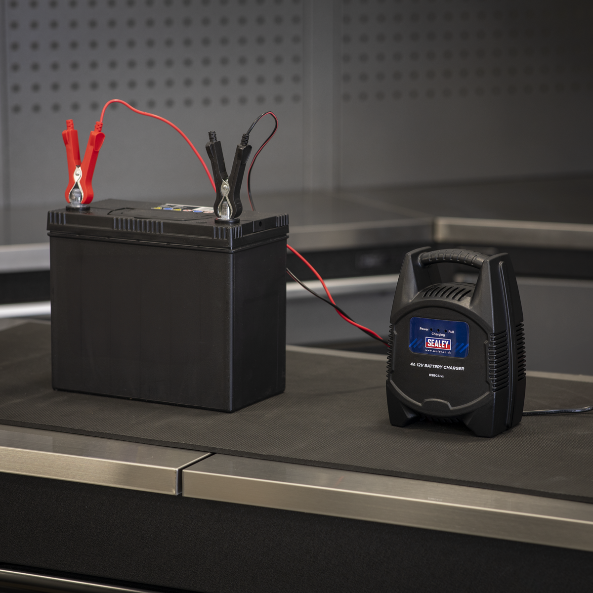 Battery Charger 12V 4A 230V – additional product view 6