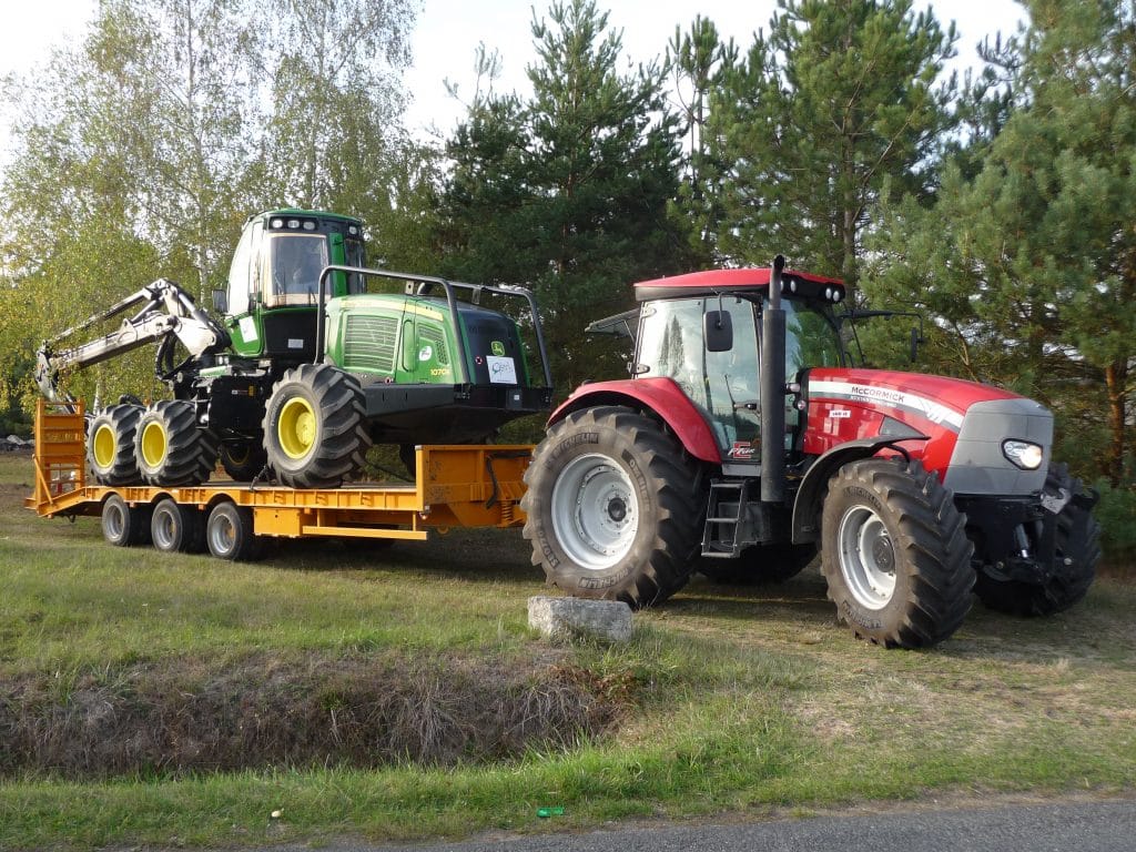 Rolland Low Loader Machinery Trailers – manufacturer range photograph; options shown may vary
