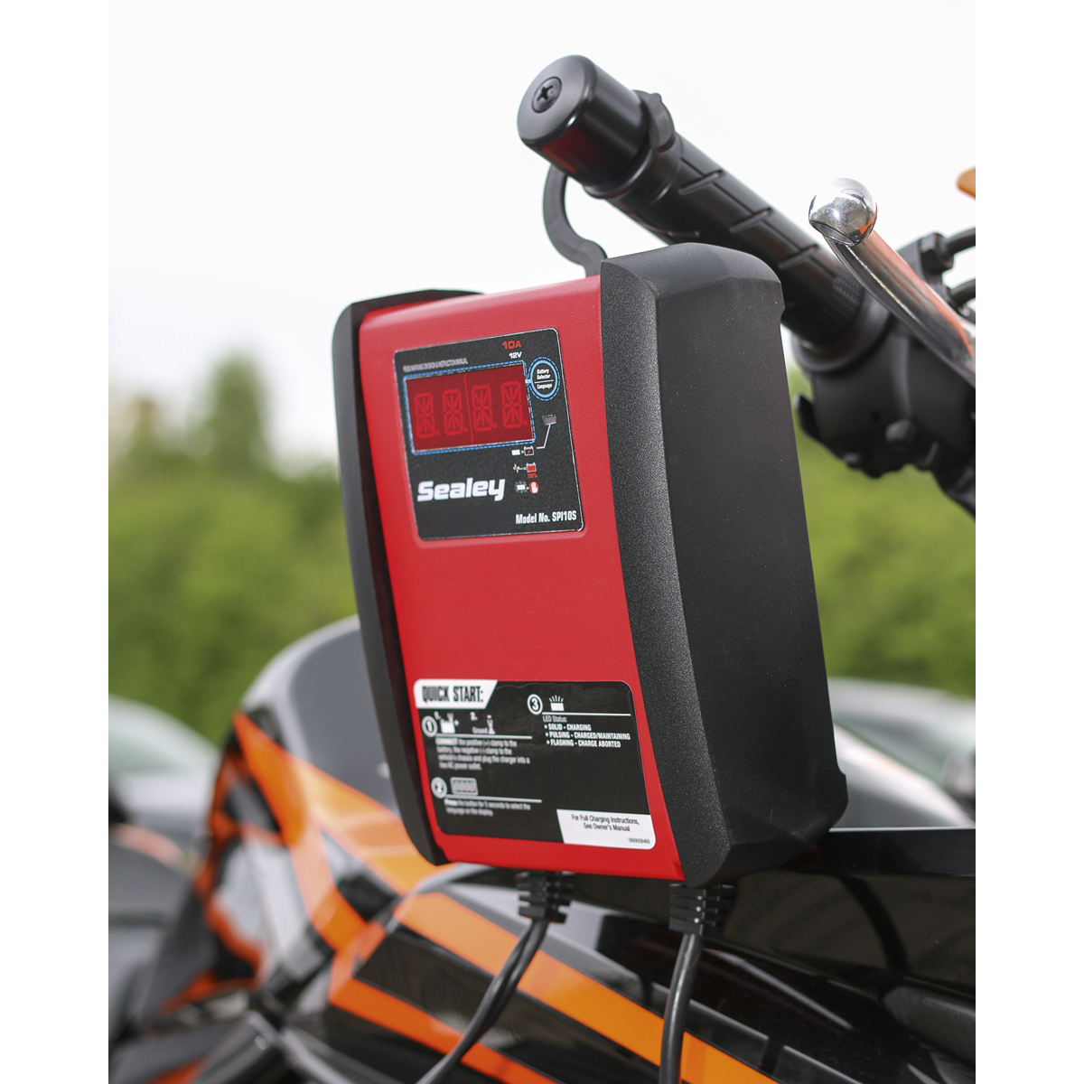12V Intelligent Speed Charge Battery Charger/Maintainer 10A – additional product view 4