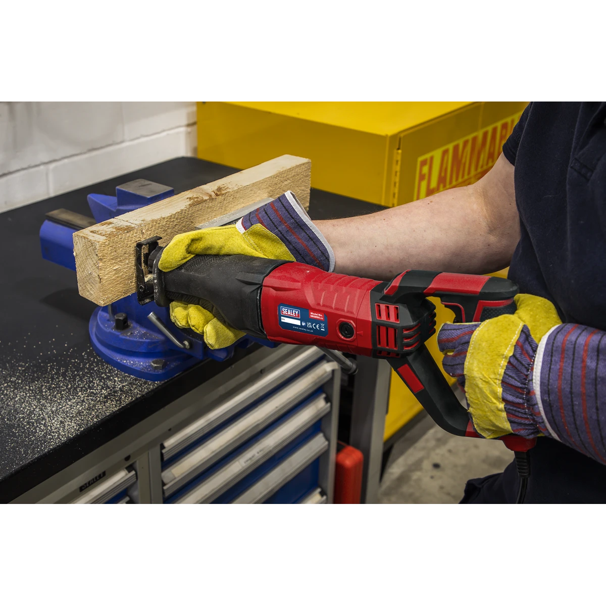 Sealey Reciprocating Saw 900W/230V – additional supplier image