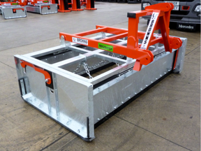 Browns XL "Mega" Megascrapes Yard Scraper