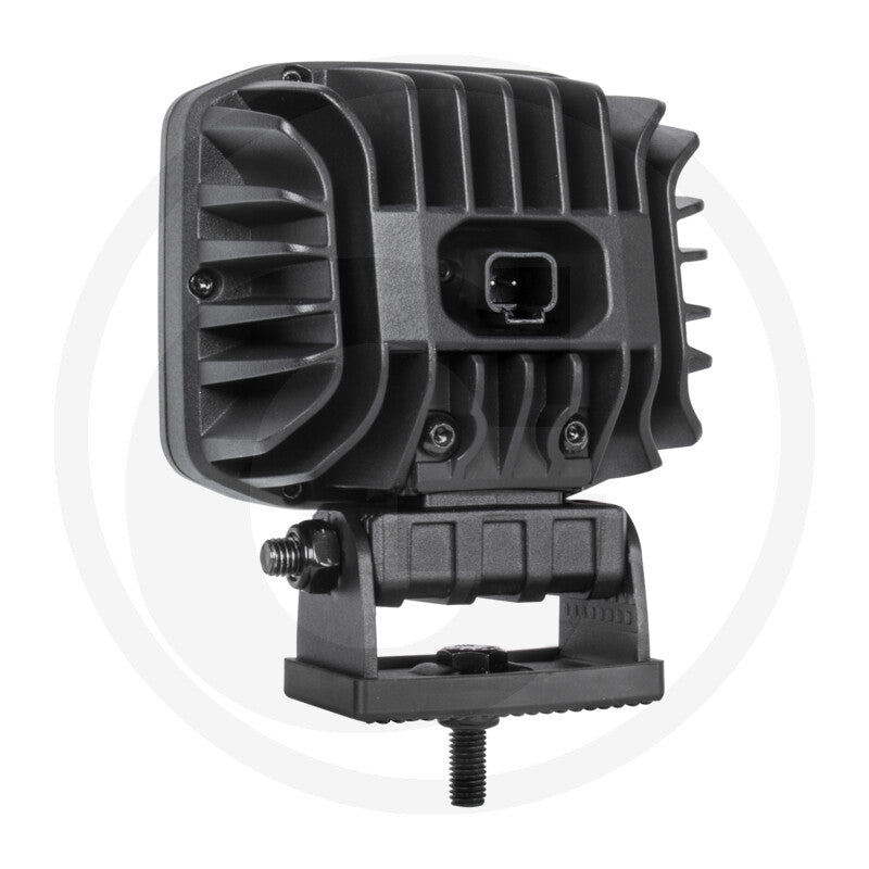 NIGHTSHIFT 92.3 W LED combination work light – alternate view